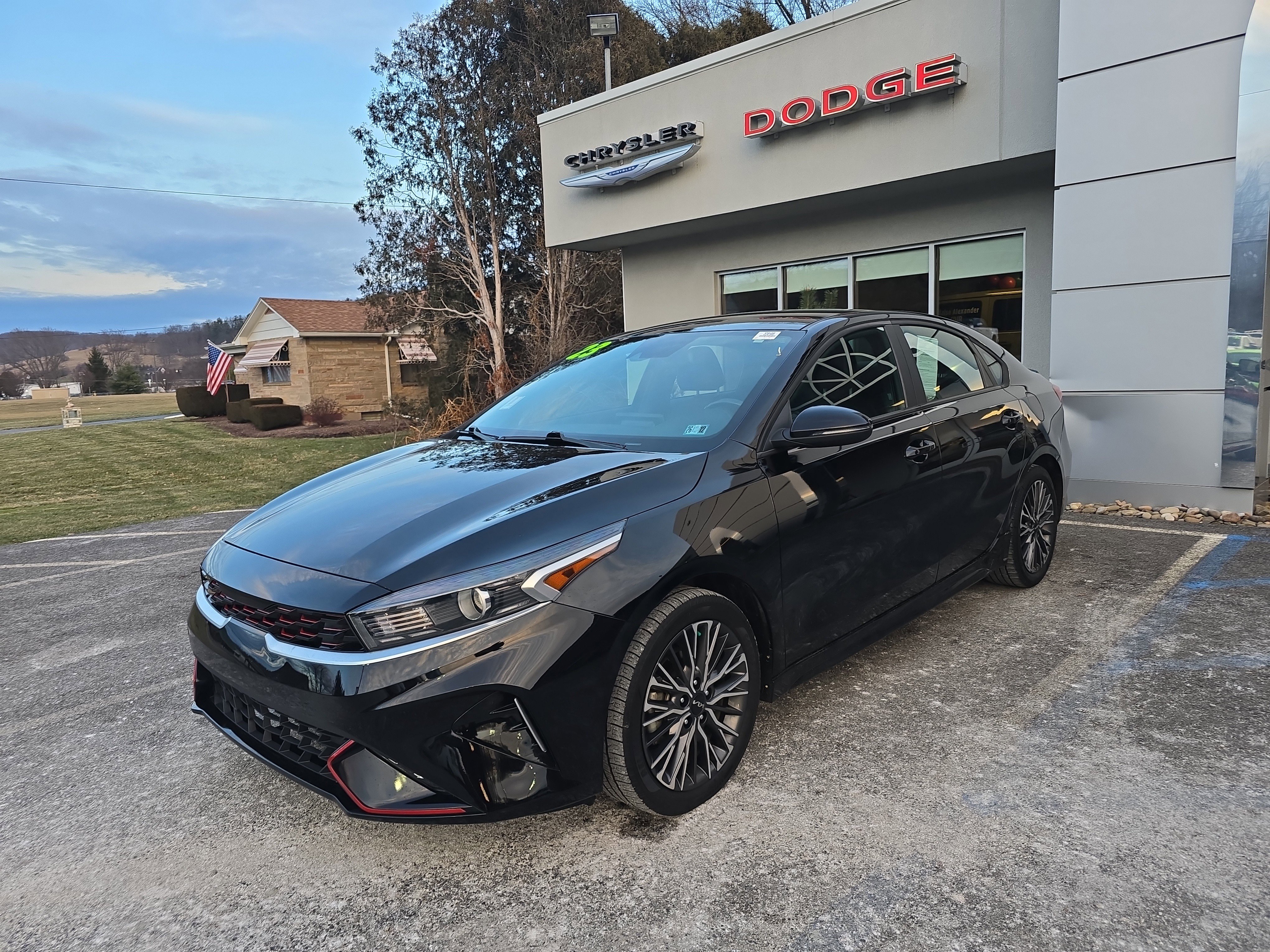 Used 2023 Kia Forte GT-Line image 8