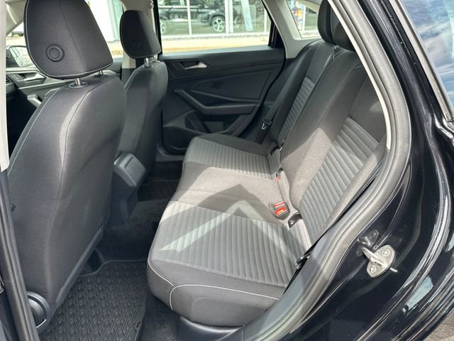 Certified 2024 Volkswagen Jetta S FWD image 29