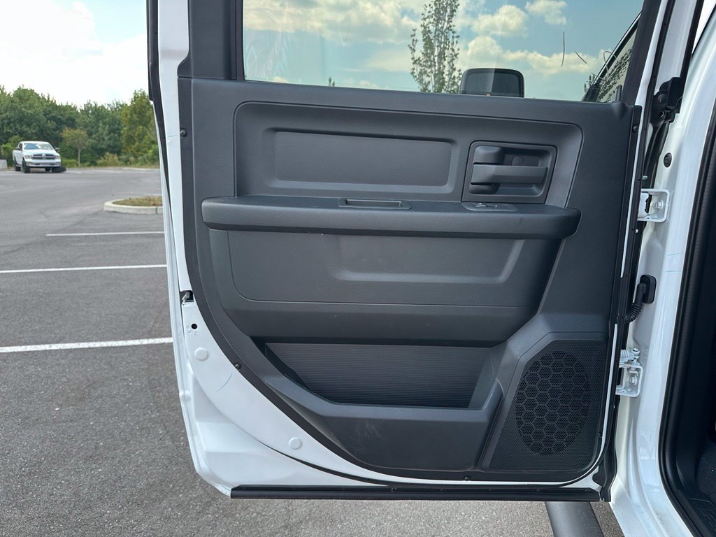 New 2026 RAM 3500 Tradesman AWD/4WD image 14
