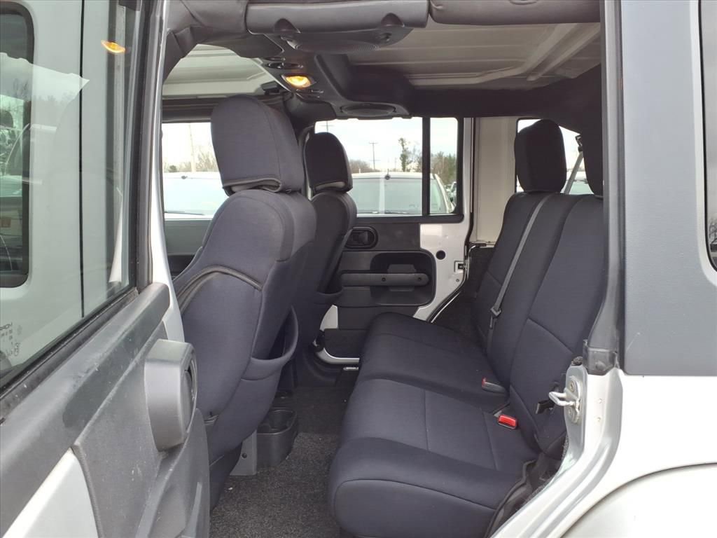 Used 2008 Jeep Wrangler Unlimited Sahara image 11