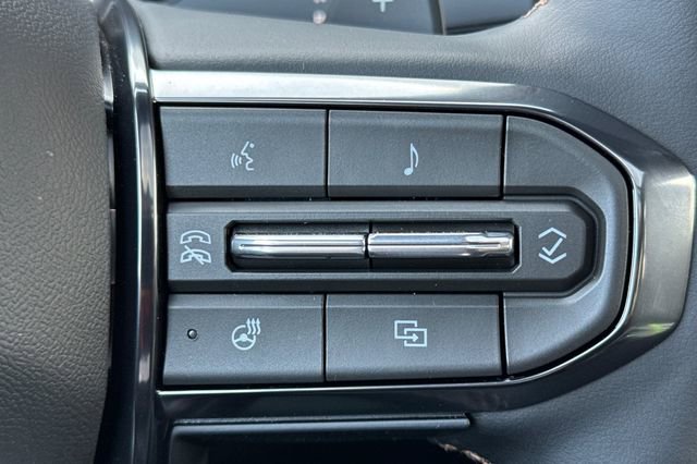 New 2026 GMC Acadia AT4 w/ Luxury Package image 30