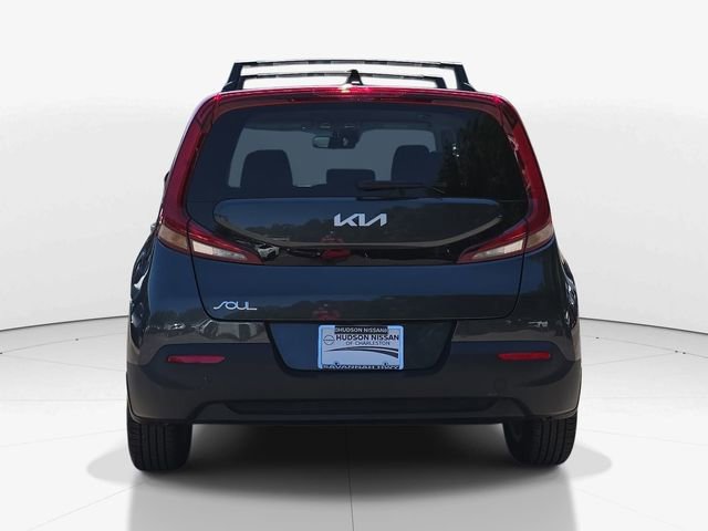 Used 2022 Kia Soul LX w/ Technology Package FWD image 7