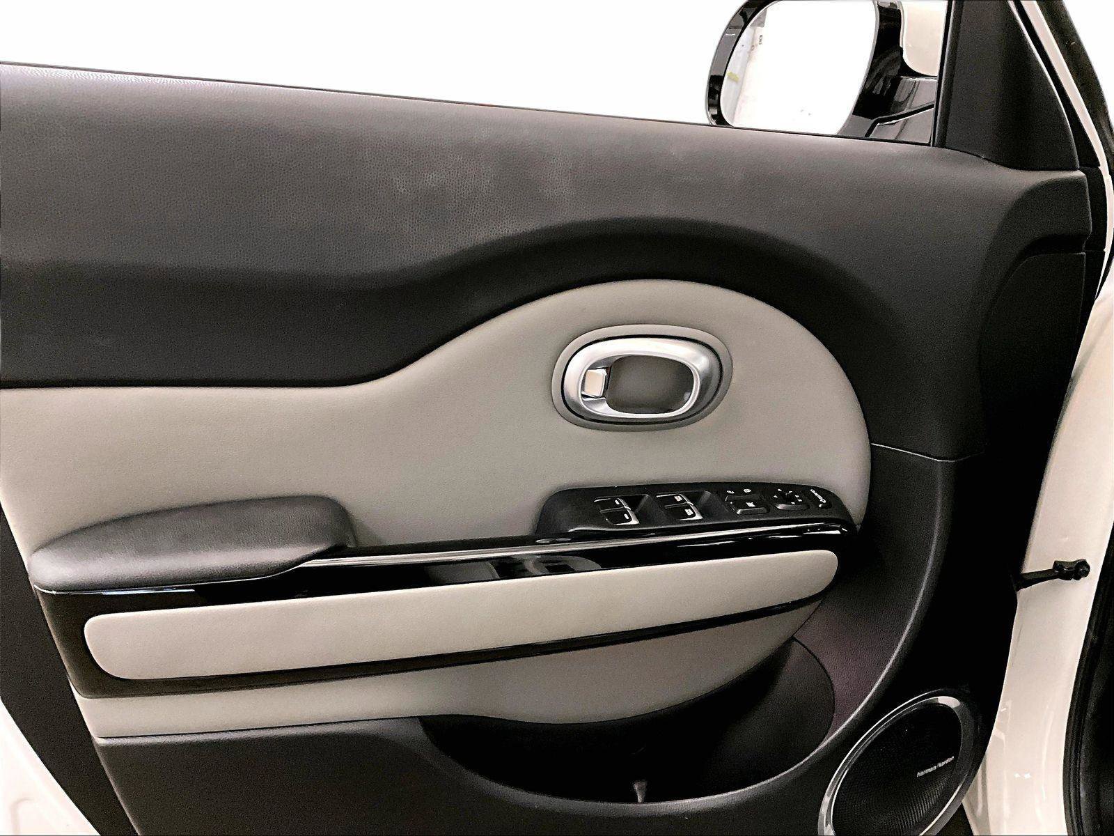 Used 2018 Kia Soul + w/ + Primo LIT Package FWD image 22