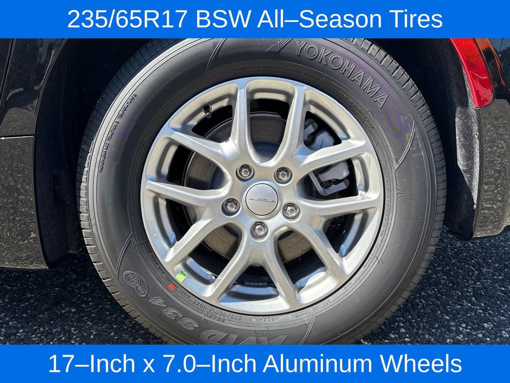 New 2027 Chrysler Pacifica Select FWD image 27