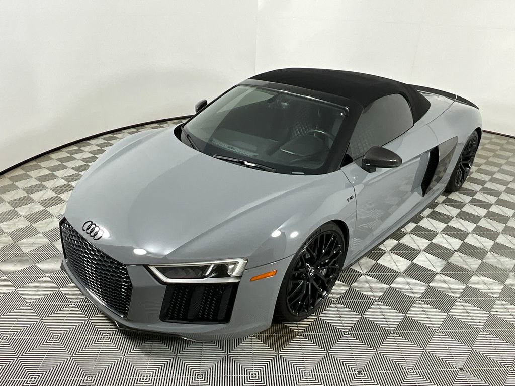 Used 2018 Audi R8 V10 plus image 11