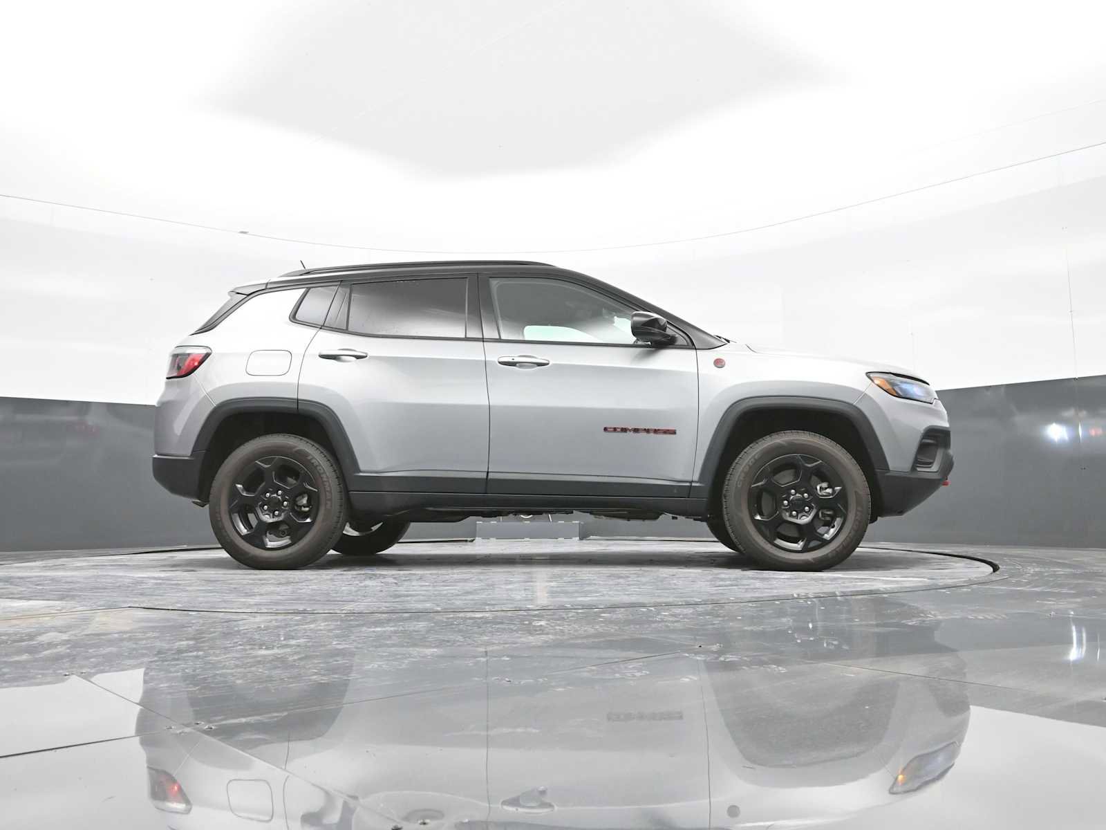 Used 2023 Jeep Compass Trailhawk image 42