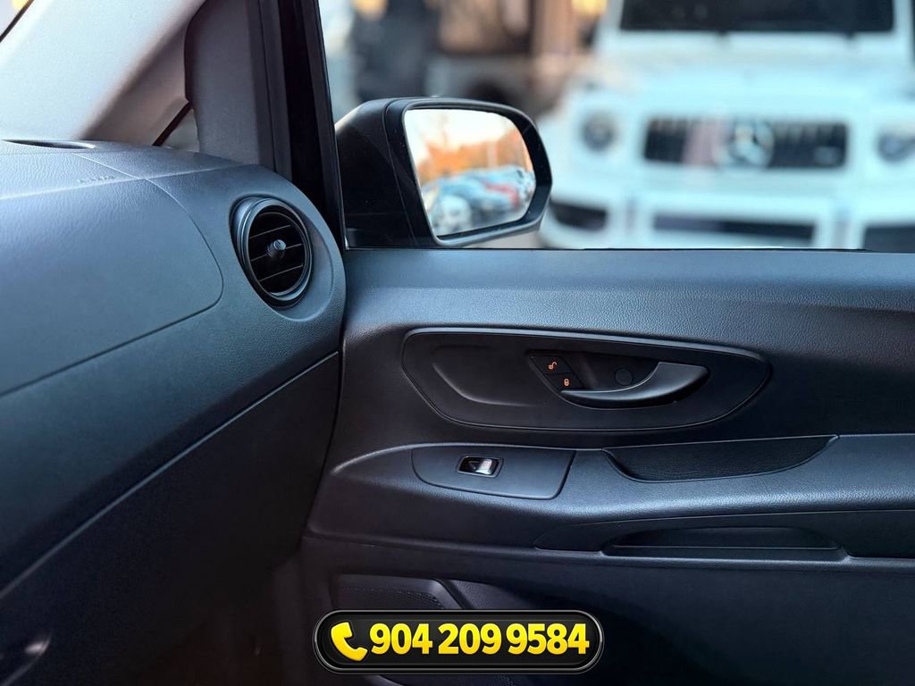 Used 2018 Mercedes-Benz Metris Passenger image 16