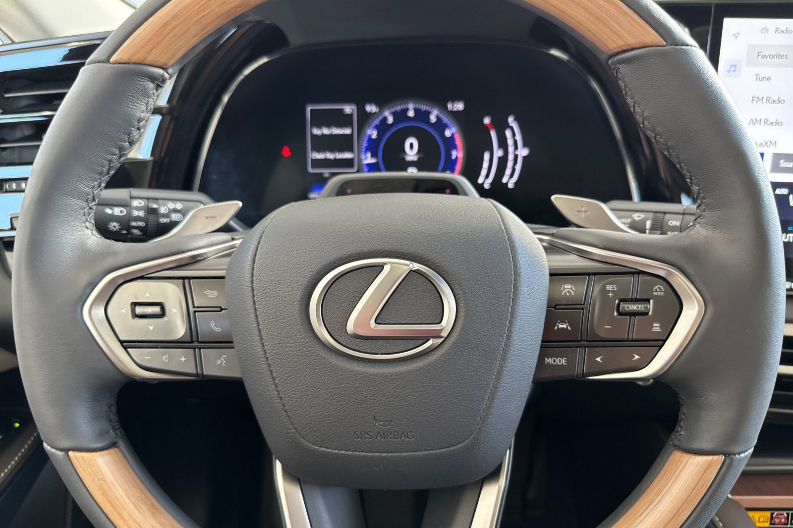 Certified 2024 Lexus RX 350 Premium w/ Convenience Package AWD/4WD image 29