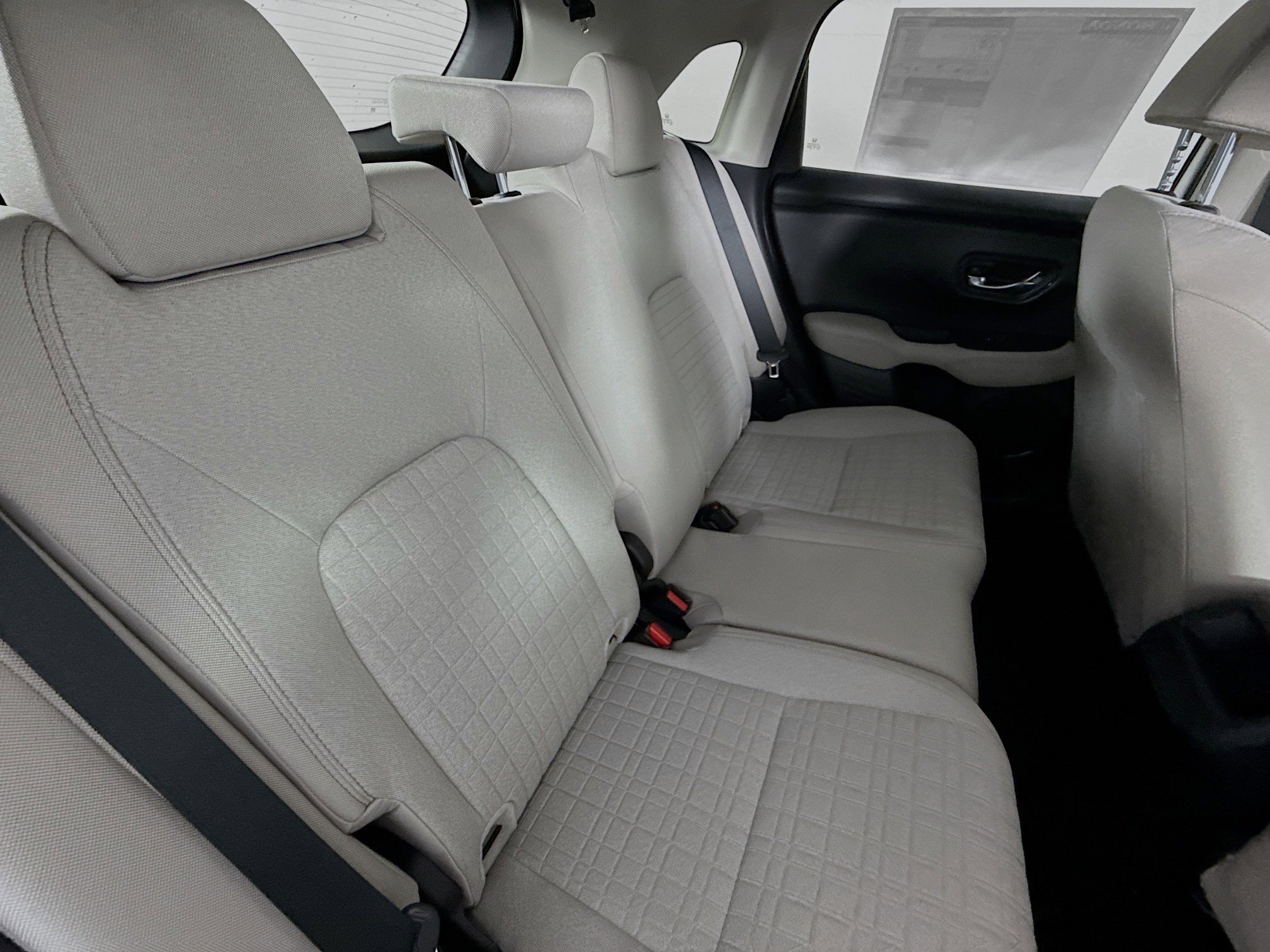 New 2026 Honda HR-V LX image 32