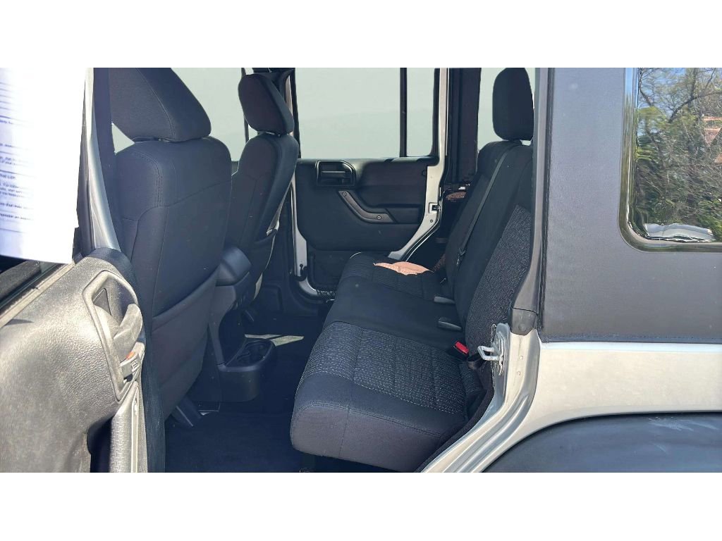 Used 2012 Jeep Wrangler Unlimited Sport AWD/4WD image 11