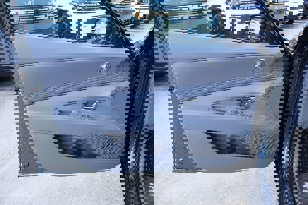 New 2026 Hyundai Elantra Sport image 11