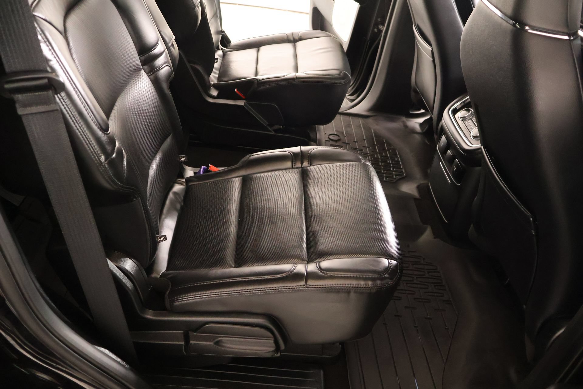 Used 2021 Lincoln Navigator Reserve AWD/4WD image 16