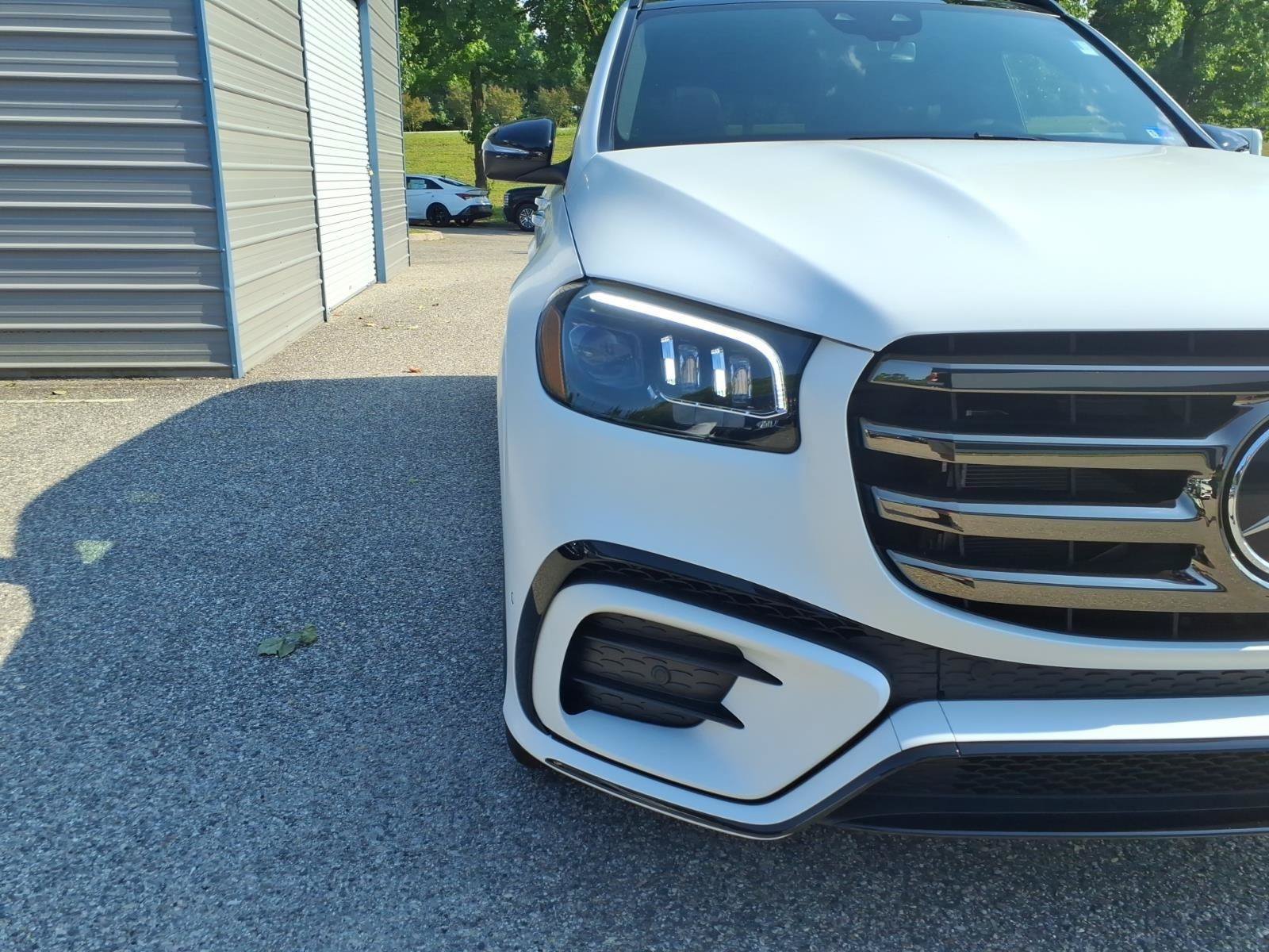 New 2026 Mercedes-Benz GLS 450 4MATIC image 3