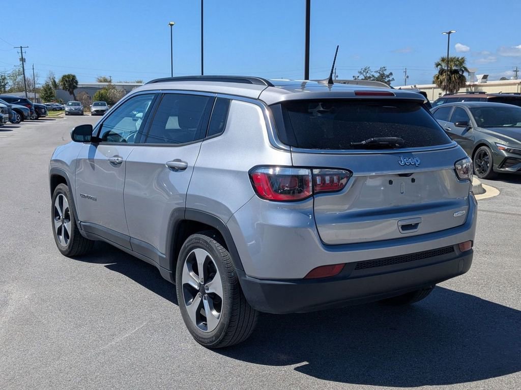 Used 2019 Jeep Compass Latitude w/ Popular Equipment Group image 8