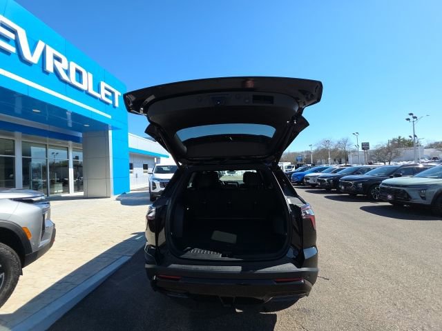 New 2026 Chevrolet Equinox RS w/ Safety and Technology Package image 8