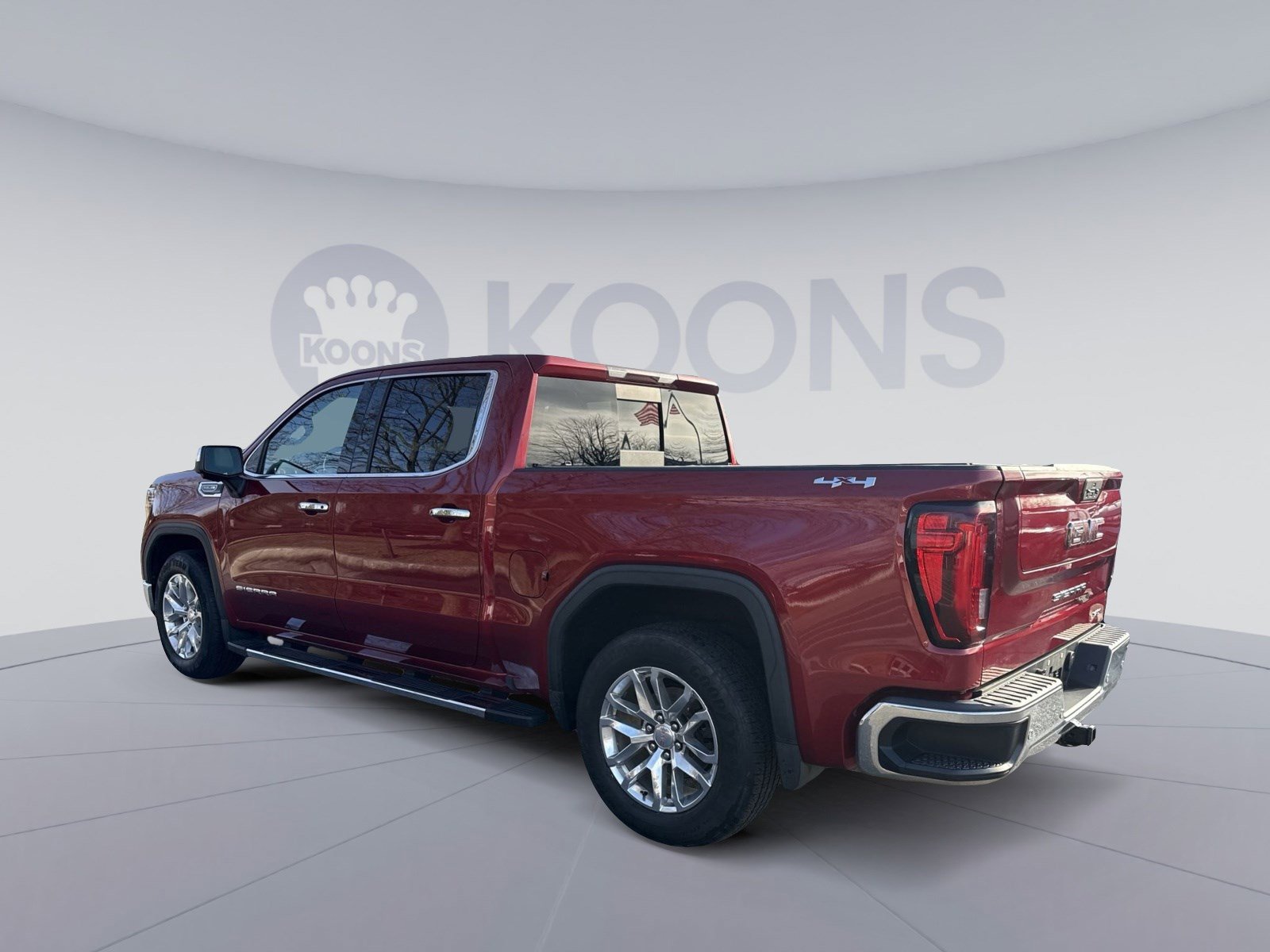 Used 2019 GMC Sierra 1500 SLT w/ SLT Premium Plus Package image 4