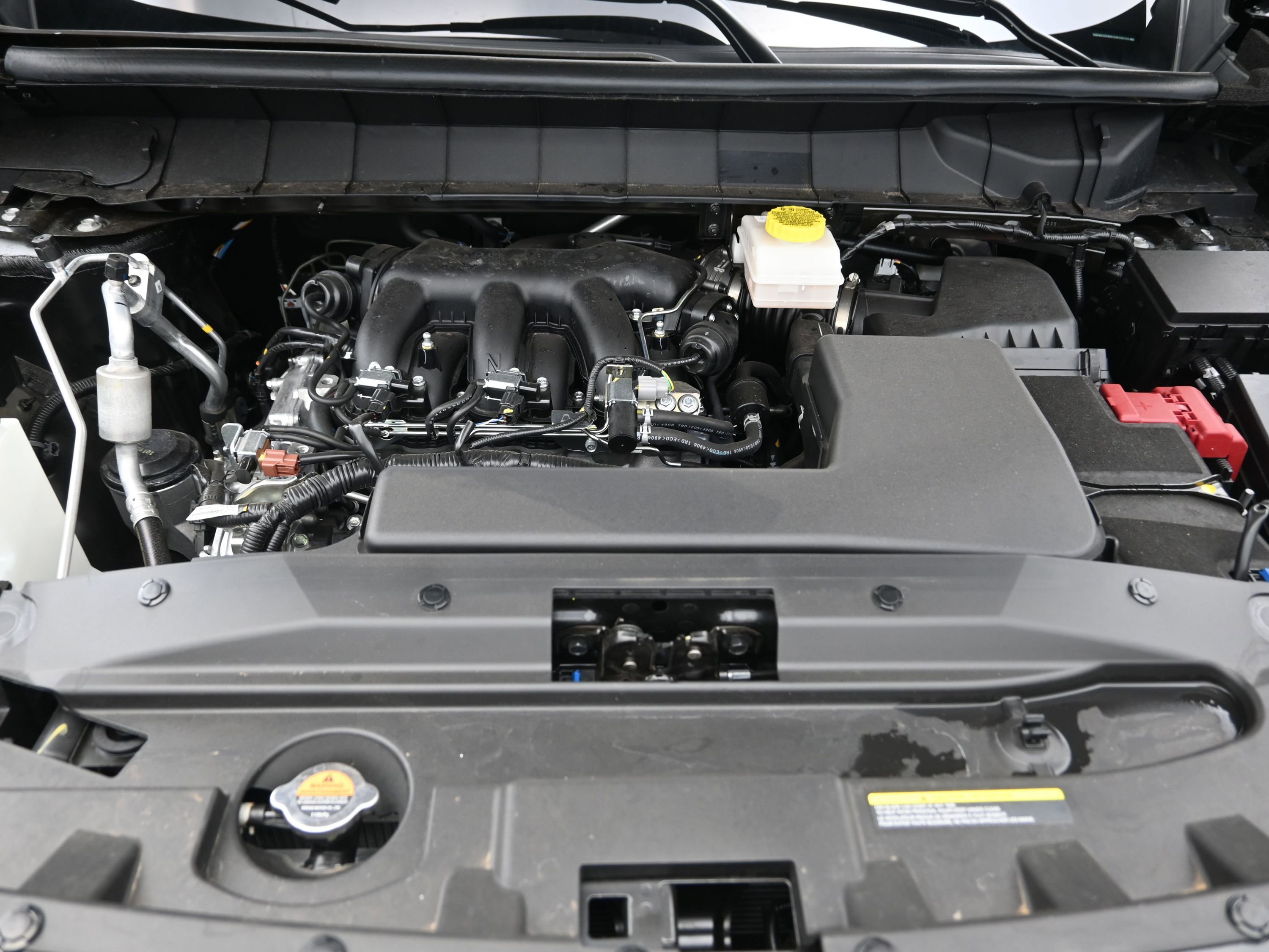 Used 2025 Nissan Pathfinder SL w/ SL Premium Package image 19