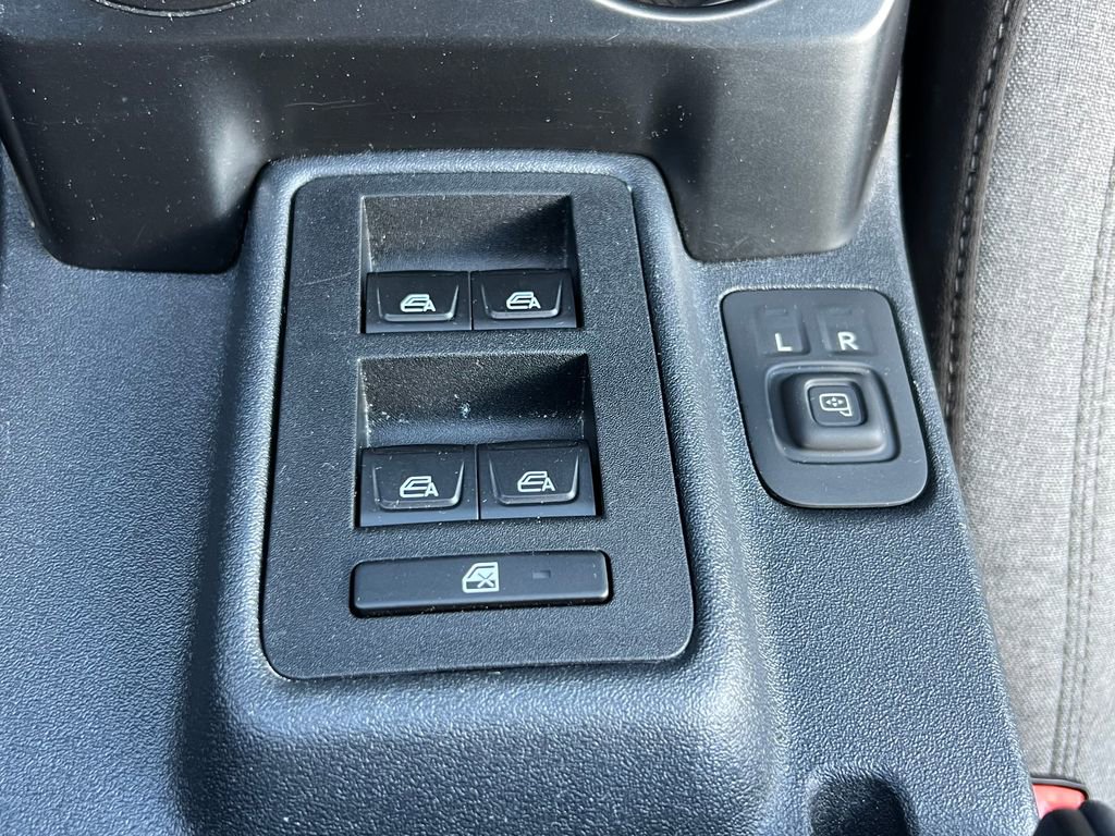 Used 2025 Ford Bronco Big Bend image 39