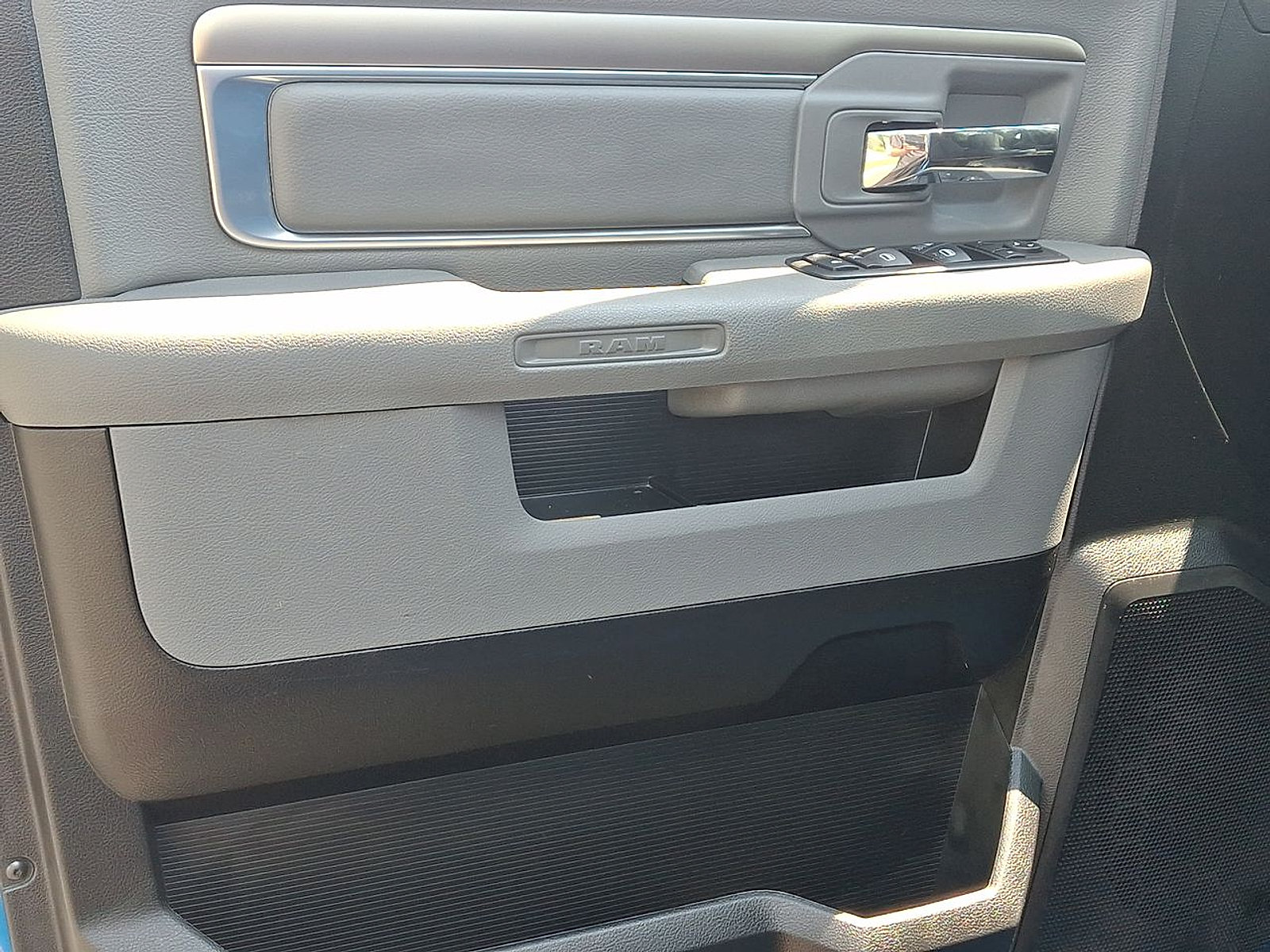 Used 2020 RAM 1500 Warlock w/ Electronics Group AWD/4WD image 10