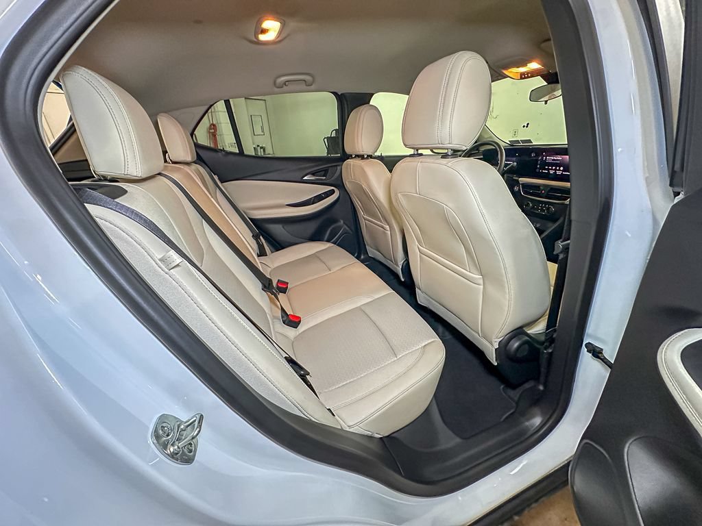 Used 2024 Buick Encore GX Preferred AWD/4WD image 26