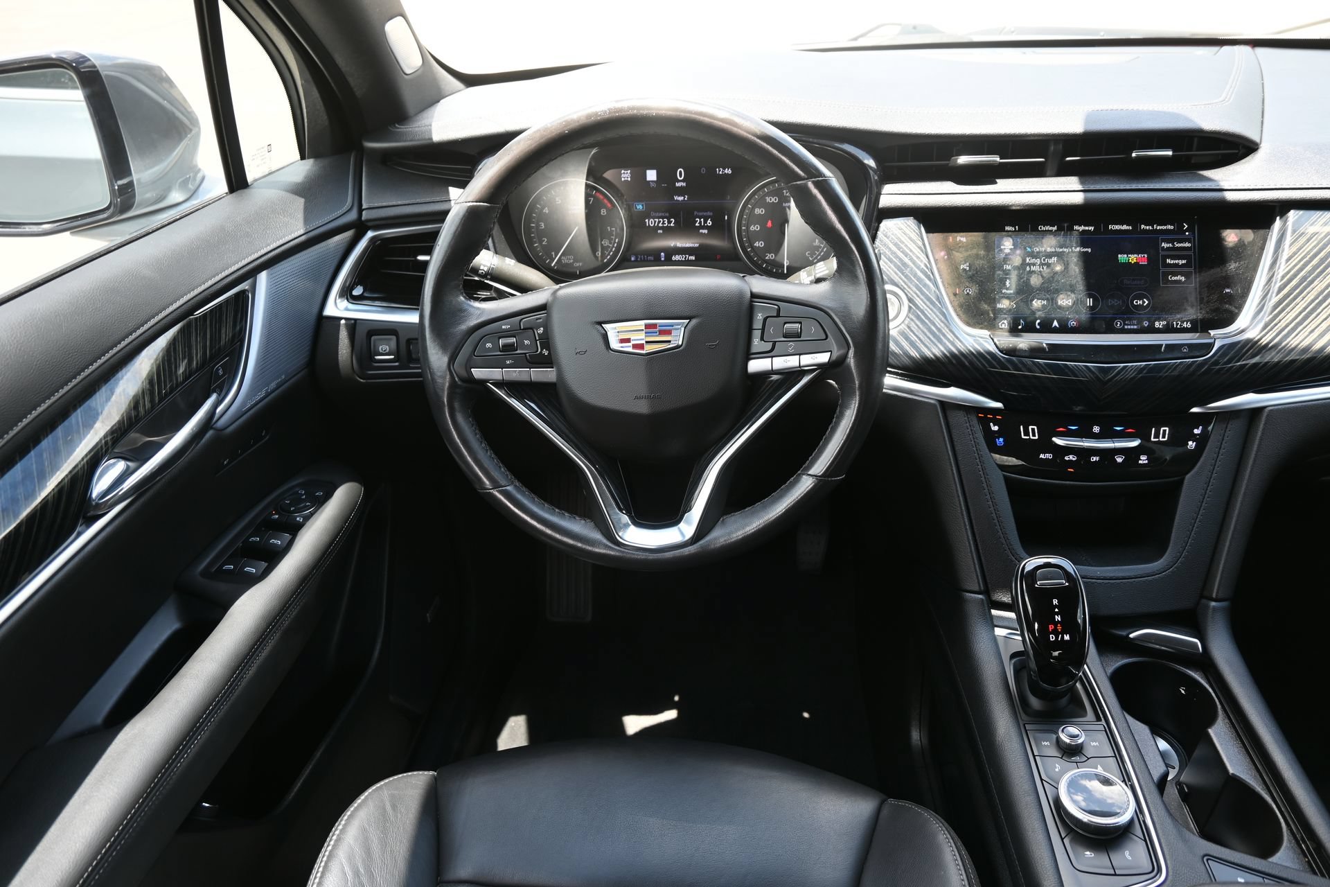 Used 2024 Cadillac XT6 Premium Luxury w/ Technology Package AWD/4WD image 10