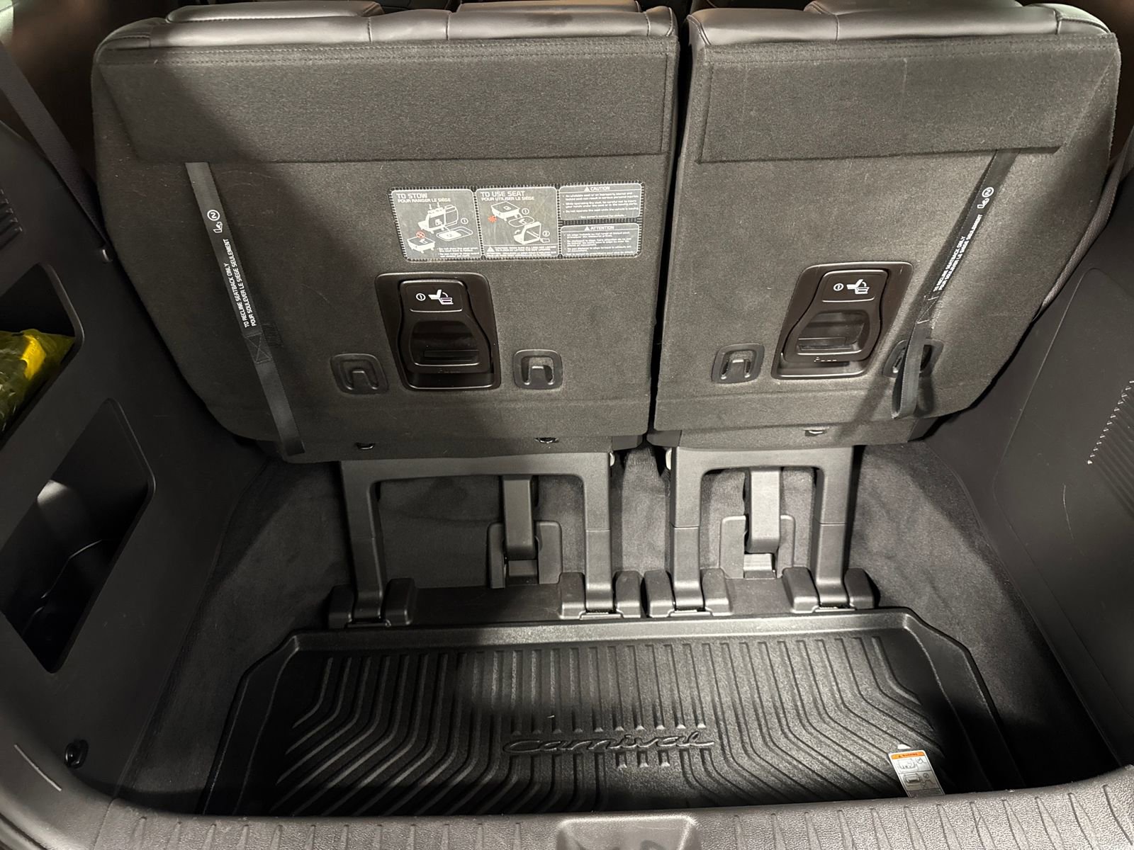 Certified 2022 Kia Carnival LX w/ Paint Protection Package image 30