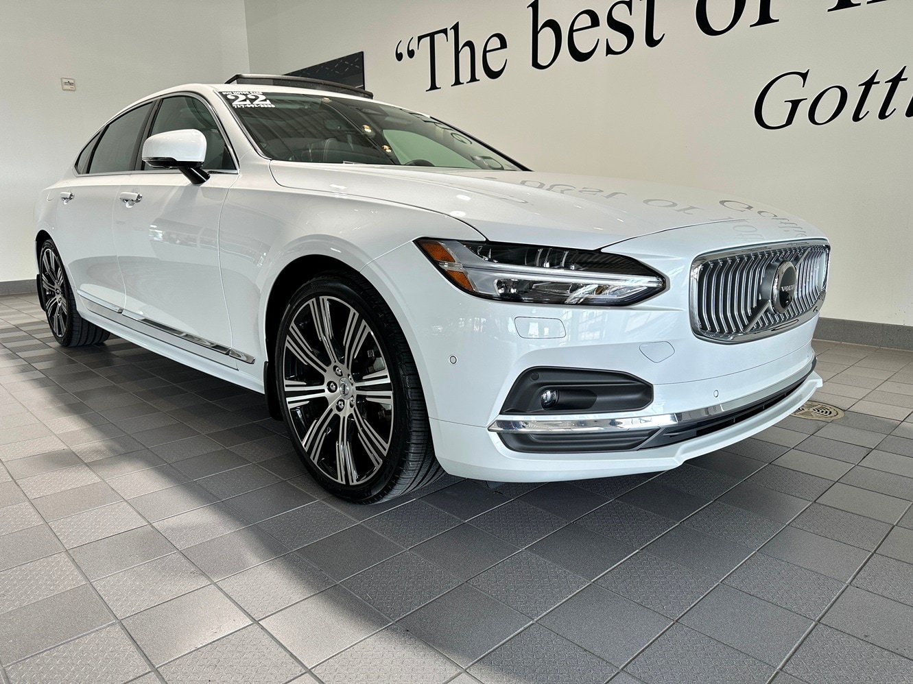 Used 2022 Volvo S90 B6 Inscription w/ Advanced Package