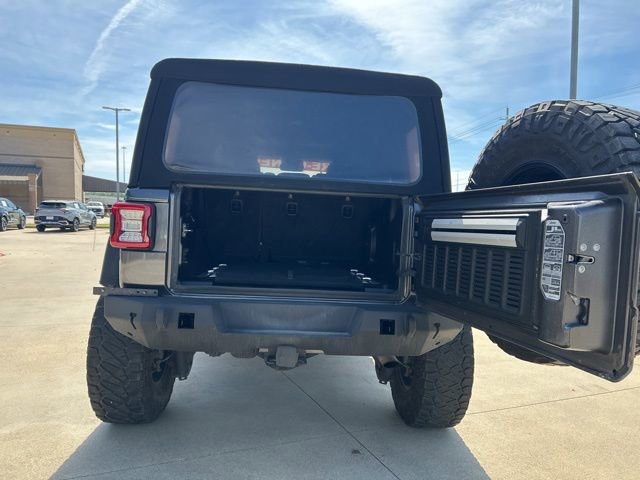 Used 2019 Jeep Wrangler Unlimited Rubicon w/ Dual Top Group AWD/4WD image 10