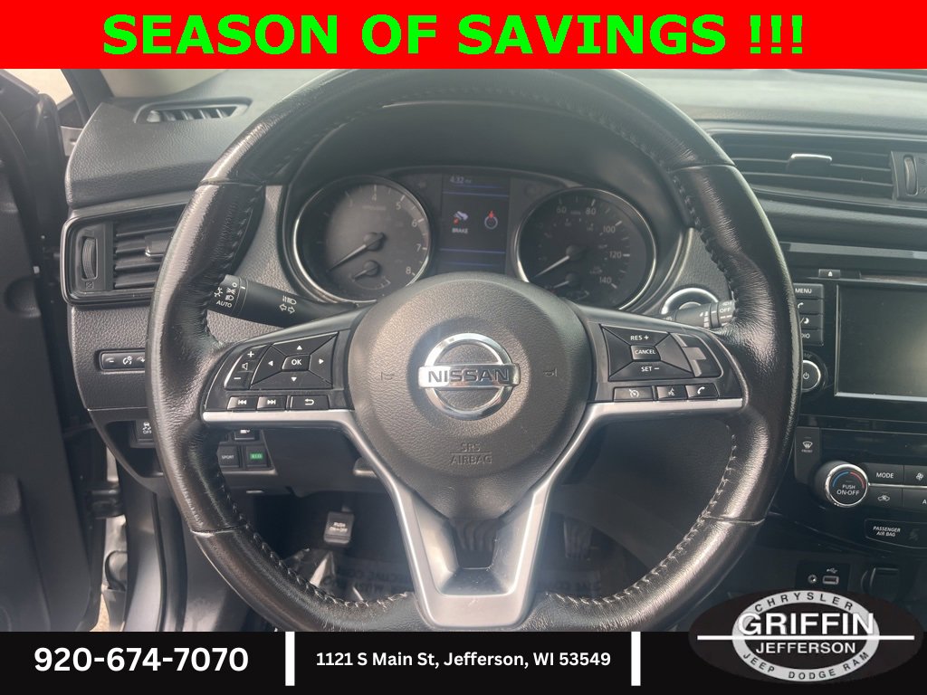 Used 2018 Nissan Rogue SV image 9