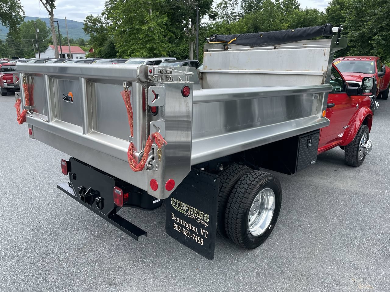 New 2026 RAM 5500 4x4 Regular Cab image 33