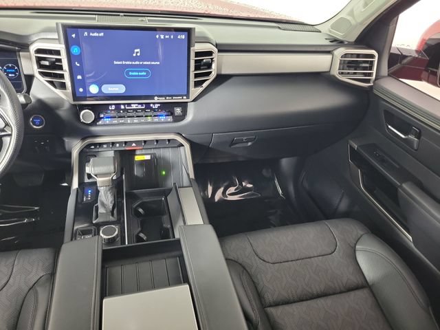Used 2024 Toyota Sequoia Limited w/ Tow Technology Package AWD/4WD image 17