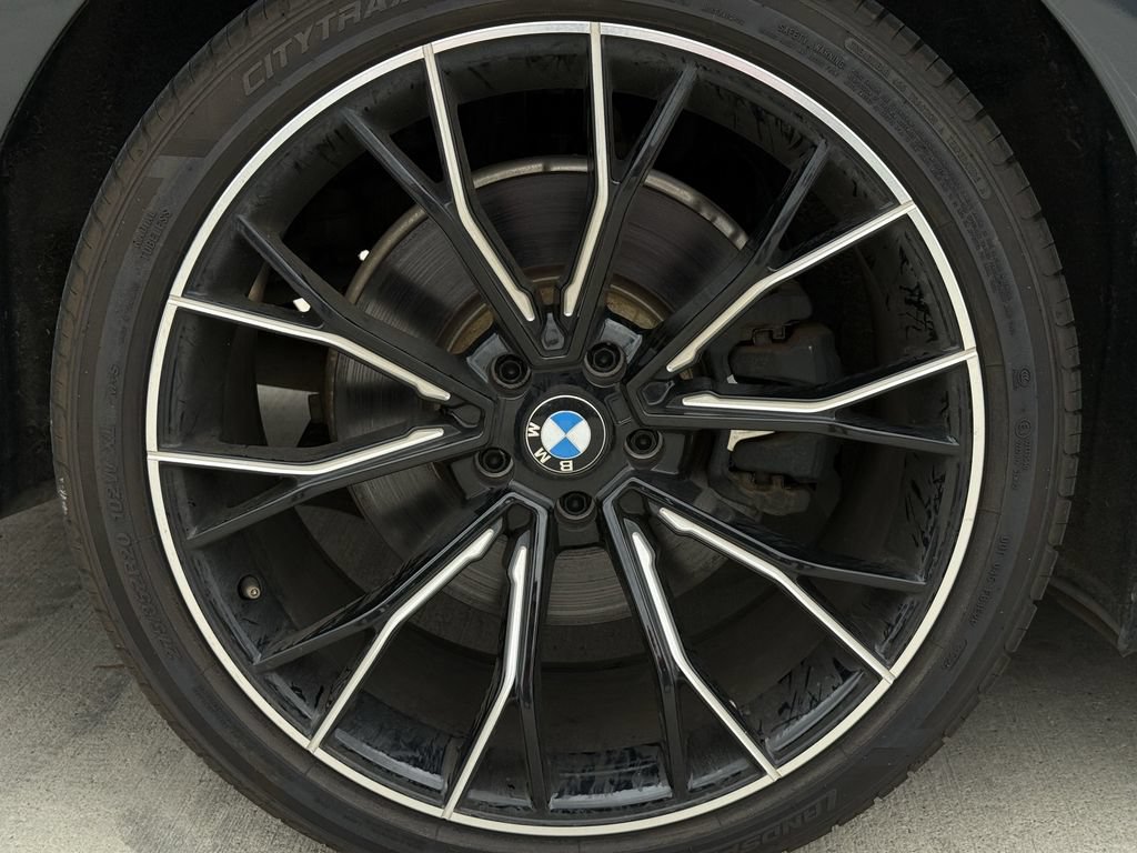 Used 2016 BMW 750i RWD image 9