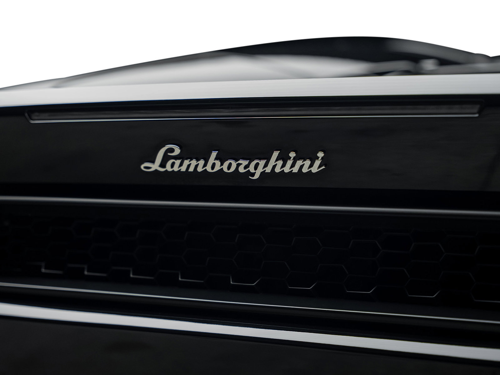 Used 2018 Lamborghini Huracan LP 580-2 RWD image 15