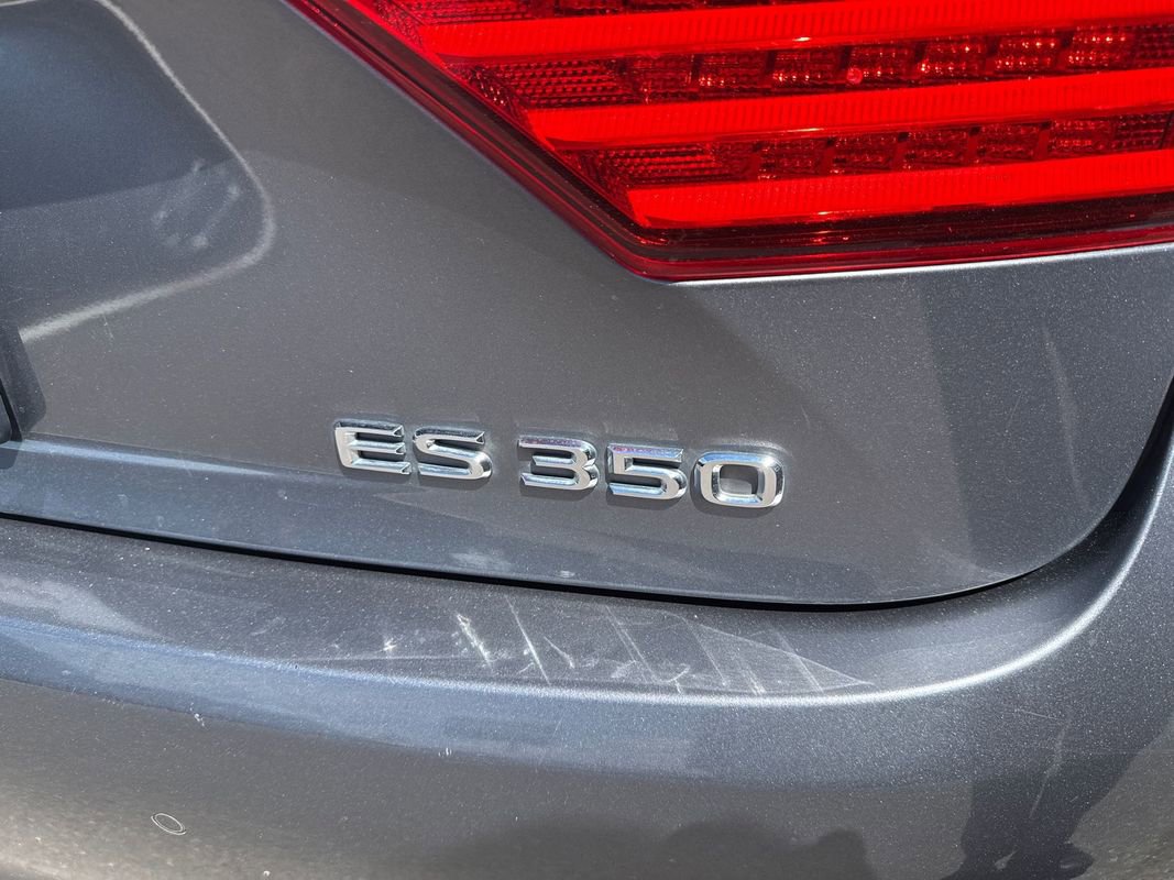 Used 2015 Lexus ES 350 w/ Premium Package FWD image 13