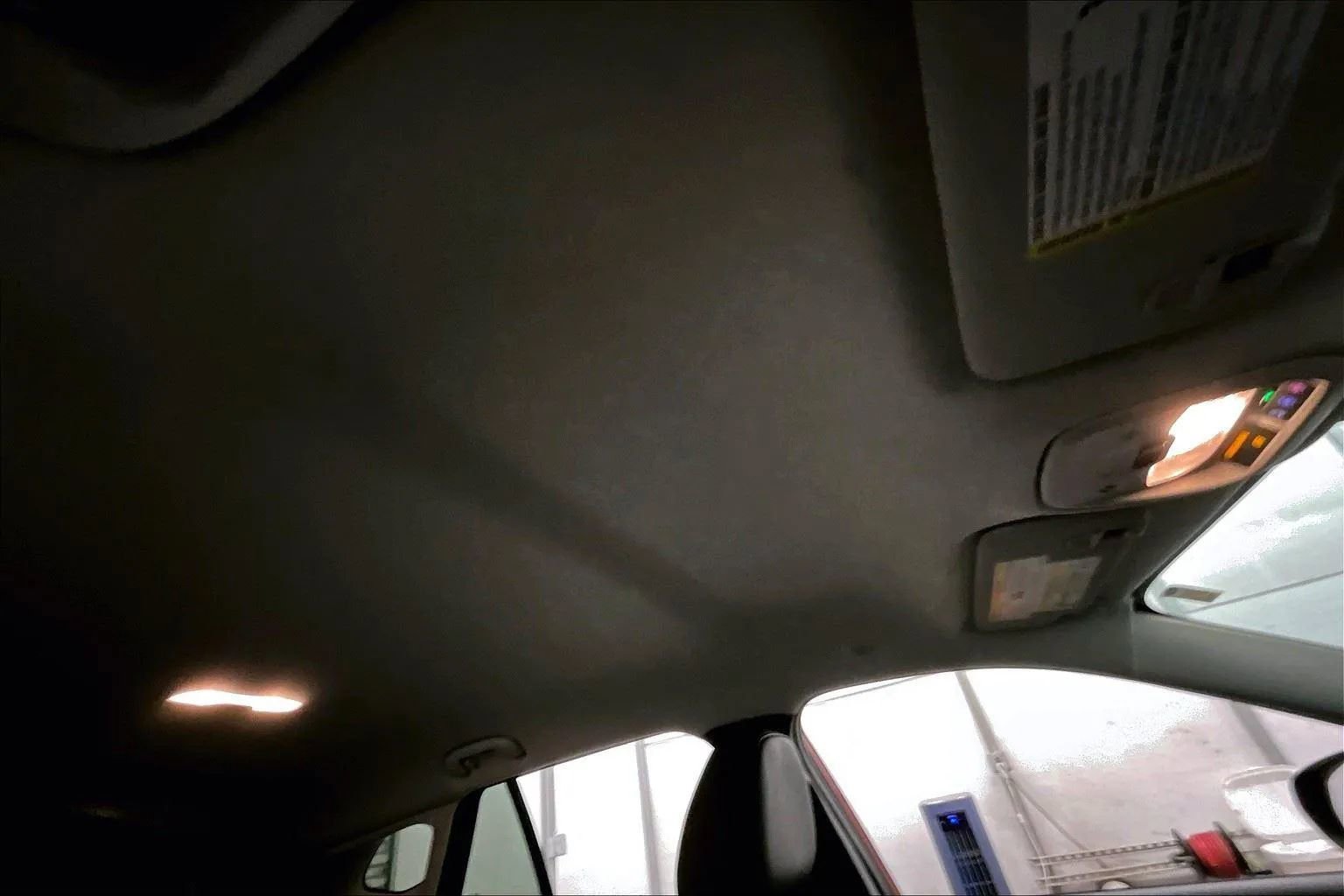 Used 2024 Chevrolet Trax LT w/ LT Convenience Package image 21