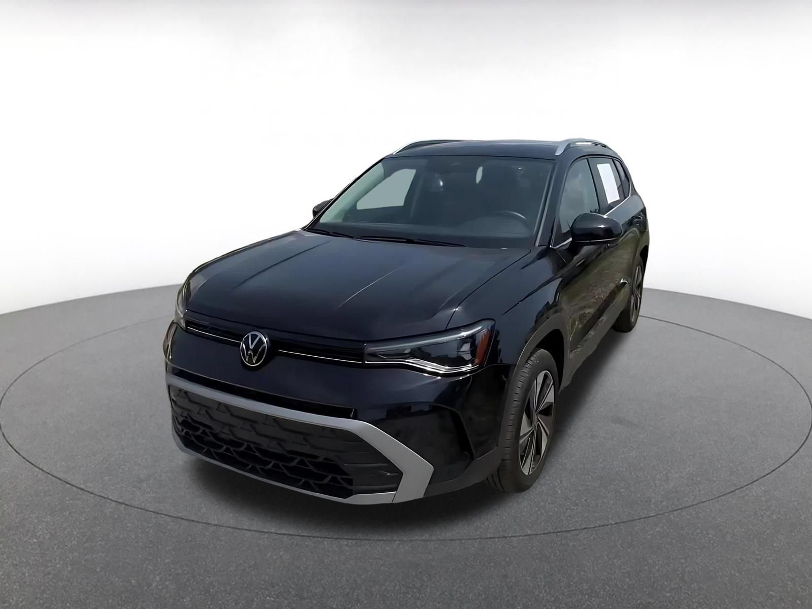 Used 2025 Volkswagen Taos SE AWD/4WD image 7