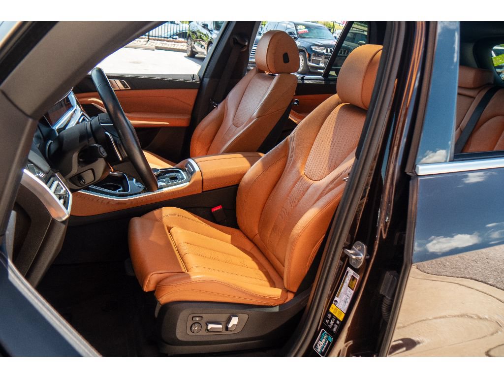 Used 2019 BMW X5 xDrive40i w/ Executive Package AWD/4WD image 12