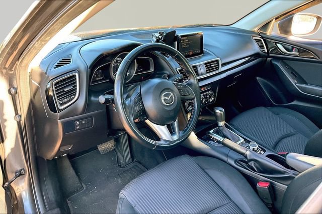 Used 2016 MAZDA MAZDA3 i Touring FWD image 12