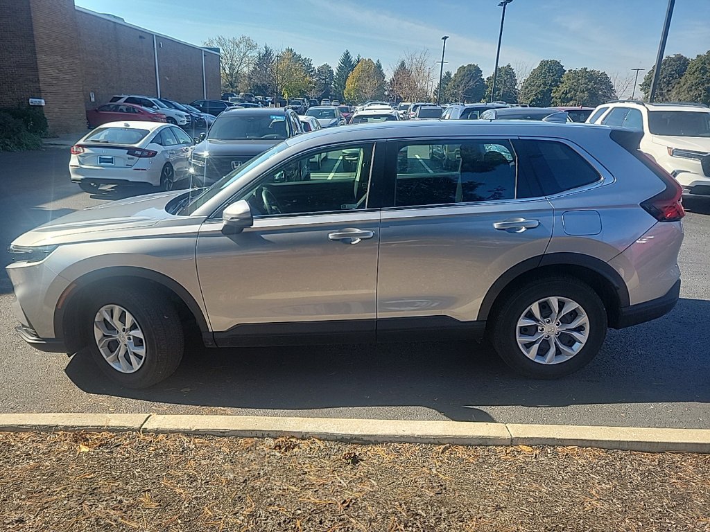 Used 2024 Honda CR-V LX image 11