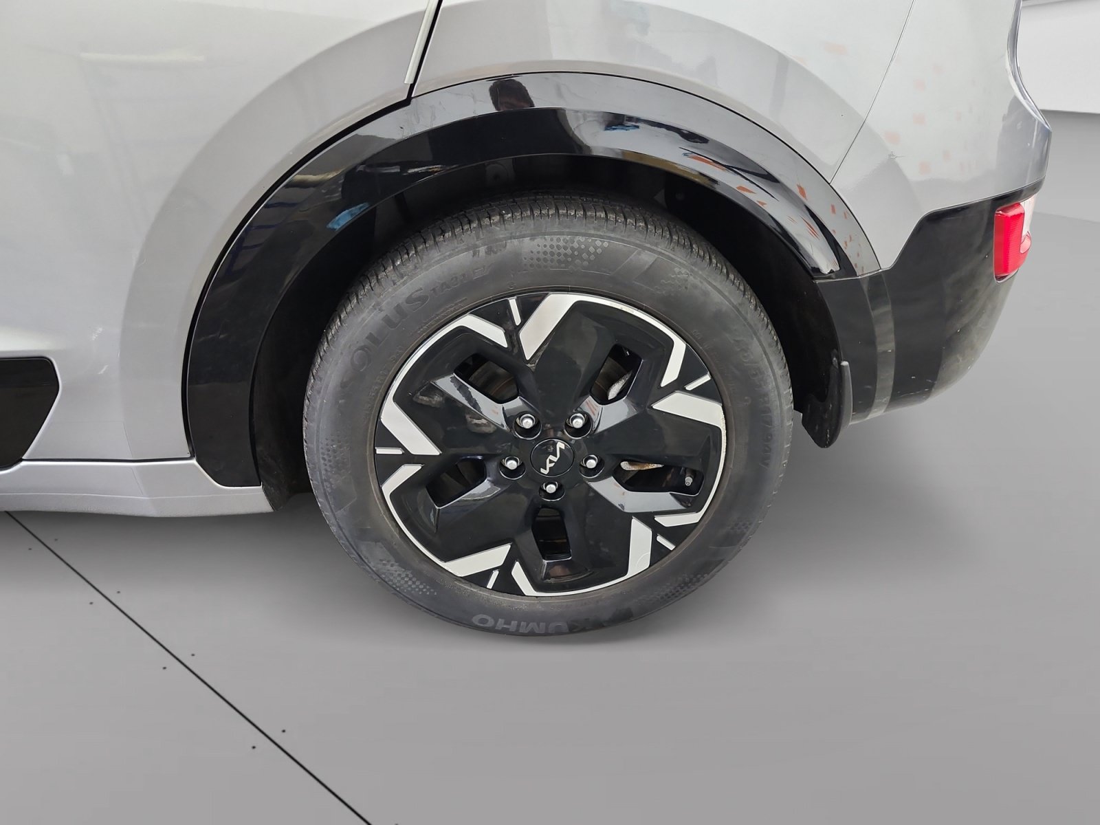 Used 2023 Kia Niro Wind w/ Wind Preserve Package FWD image 14