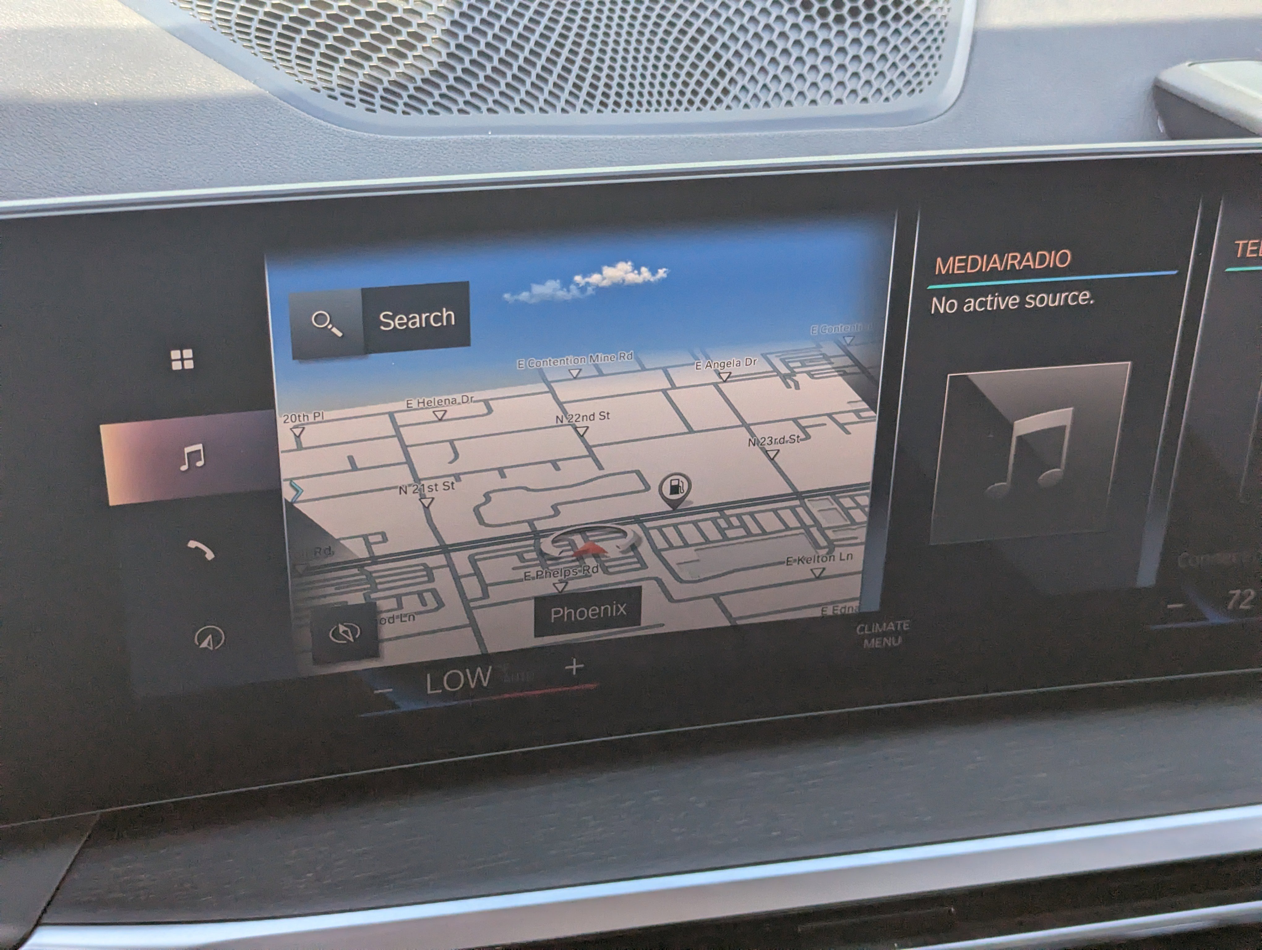 Used 2023 BMW 330i 330i w/ Driving Assistance Package image 27