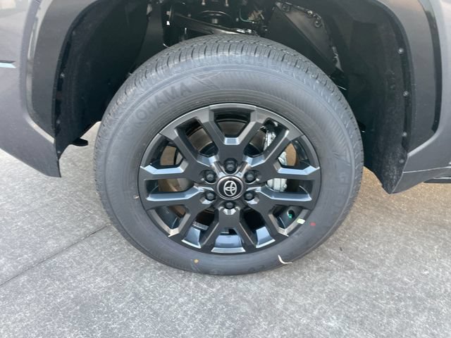 New 2026 Toyota Tundra Platinum AWD/4WD image 28