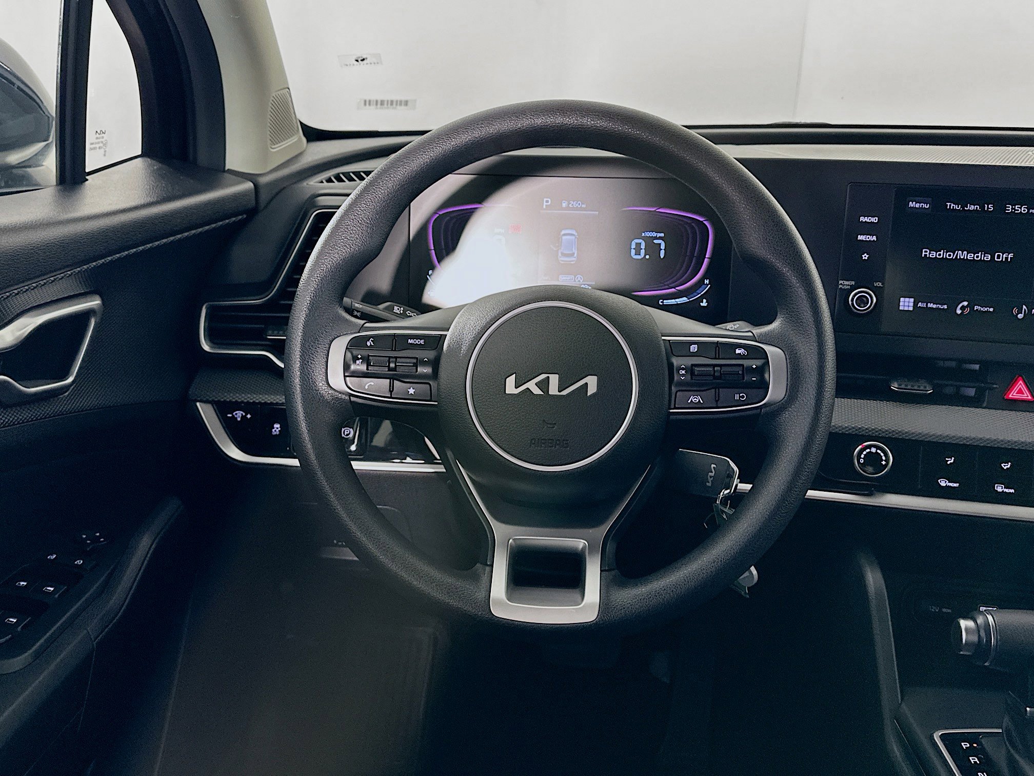 Used 2024 Kia Sportage LX image 17