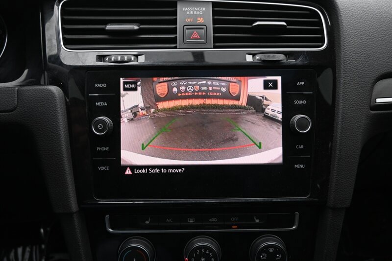 Used 2018 Volkswagen GTI S FWD image 30