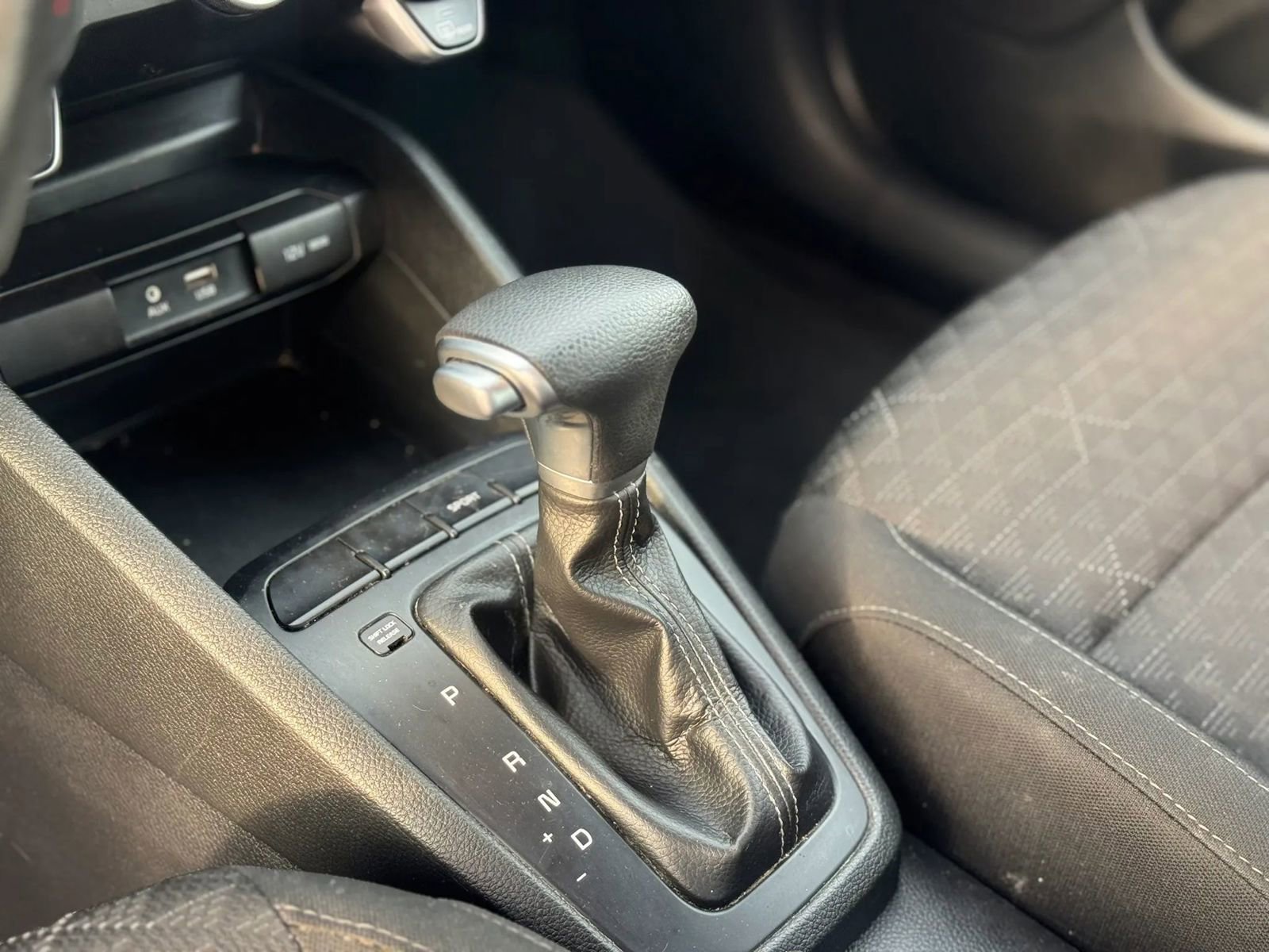 Used 2019 Kia Rio LX image 13