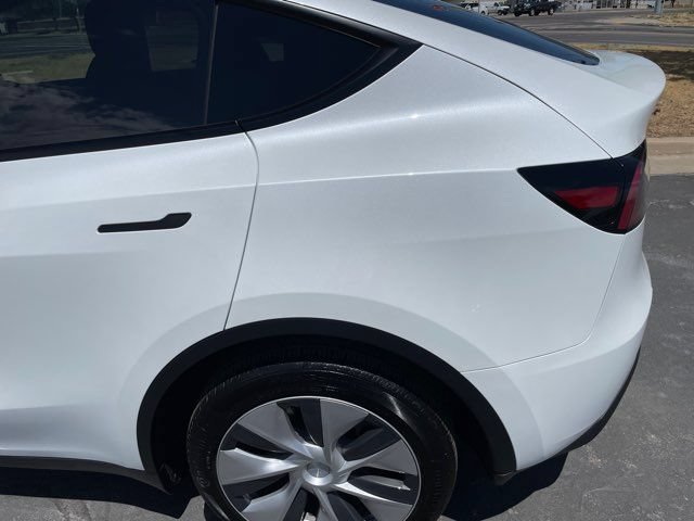 Used 2023 Tesla Model Y Long Range AWD/4WD image 27