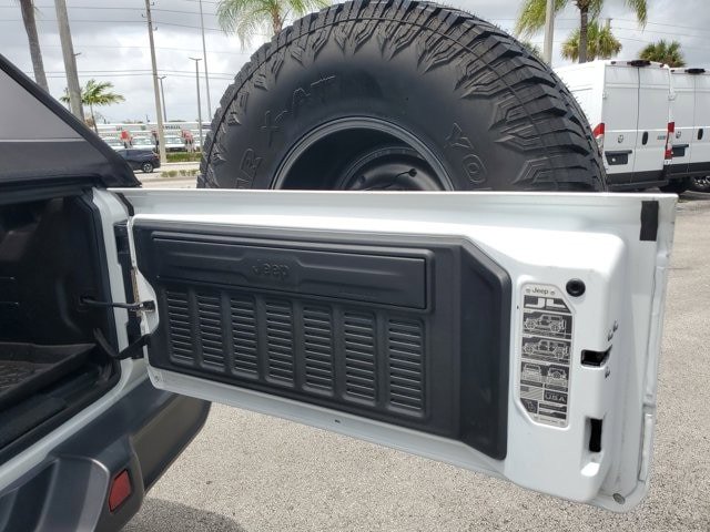 Certified 2019 Jeep Wrangler Unlimited Rubicon AWD/4WD image 11