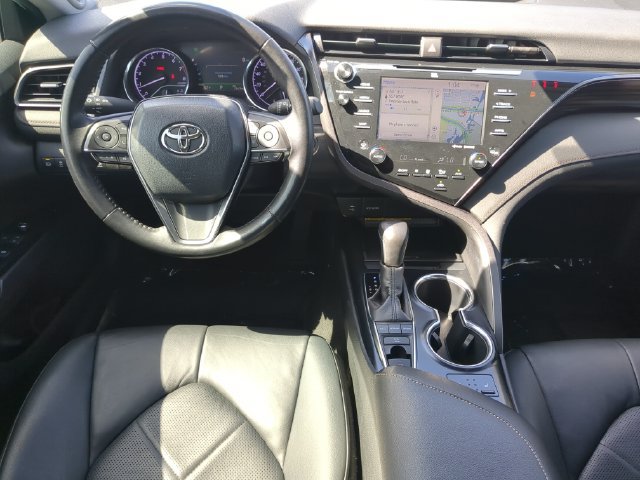Used 2019 Toyota Camry XLE w/ Navigation Package FWD image 16