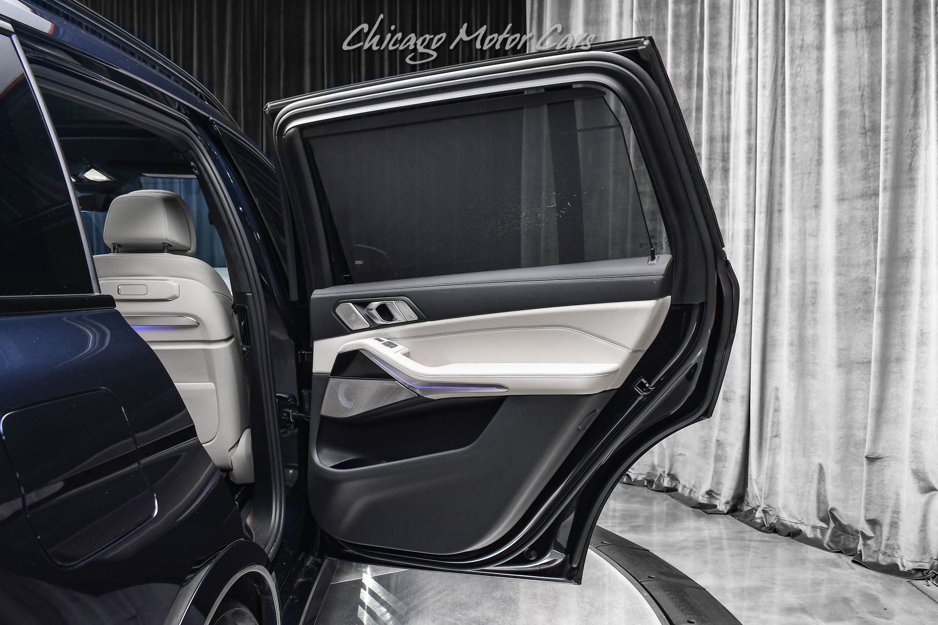 Used 2024 BMW ALPINA XB7 AWD/4WD image 46