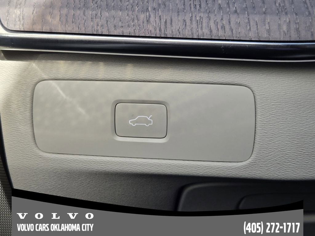 Used 2026 Volvo XC90 B6 Ultra w/ Protection Package Premier image 21